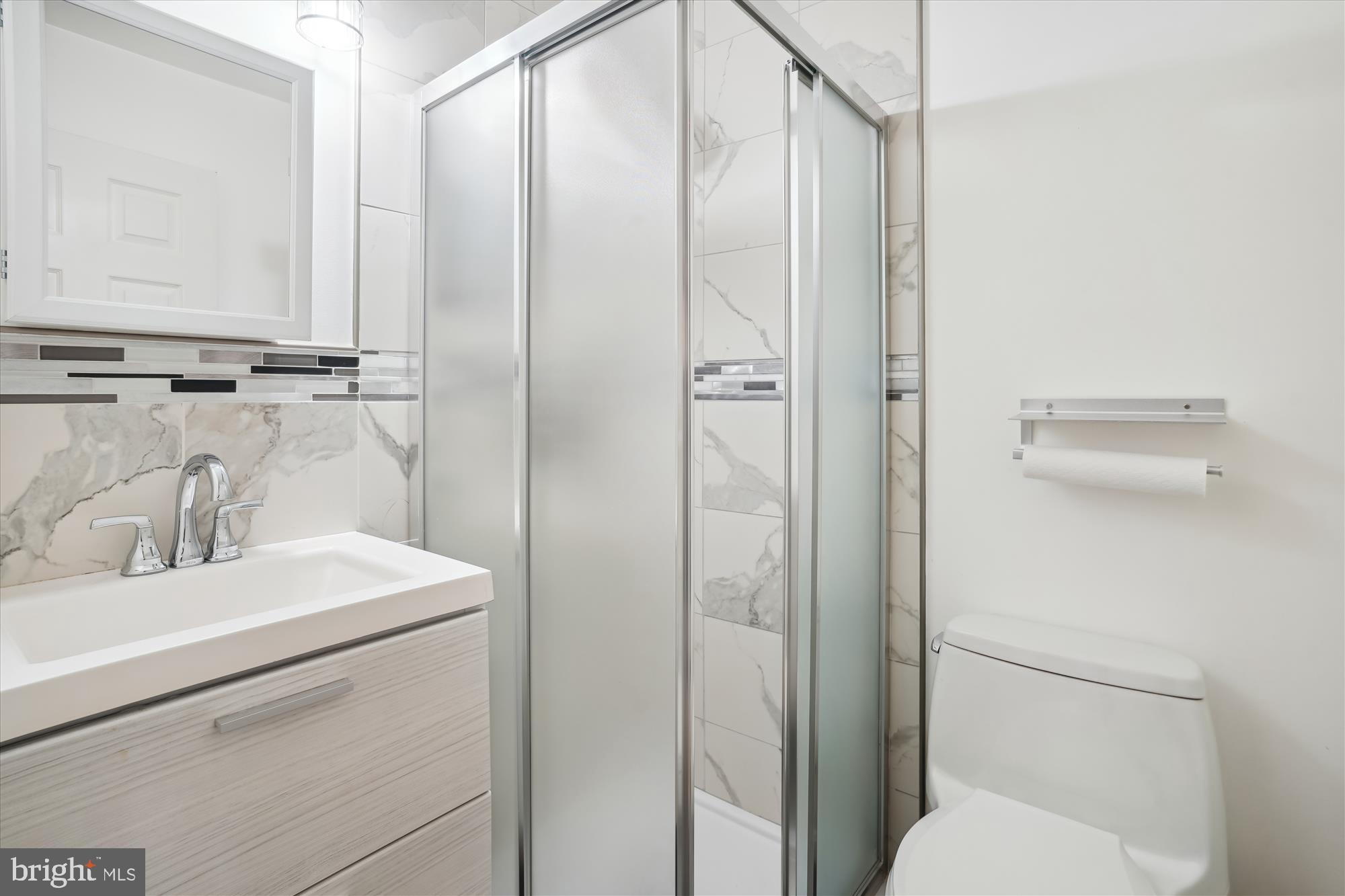 6553 PALISADES DRIVE