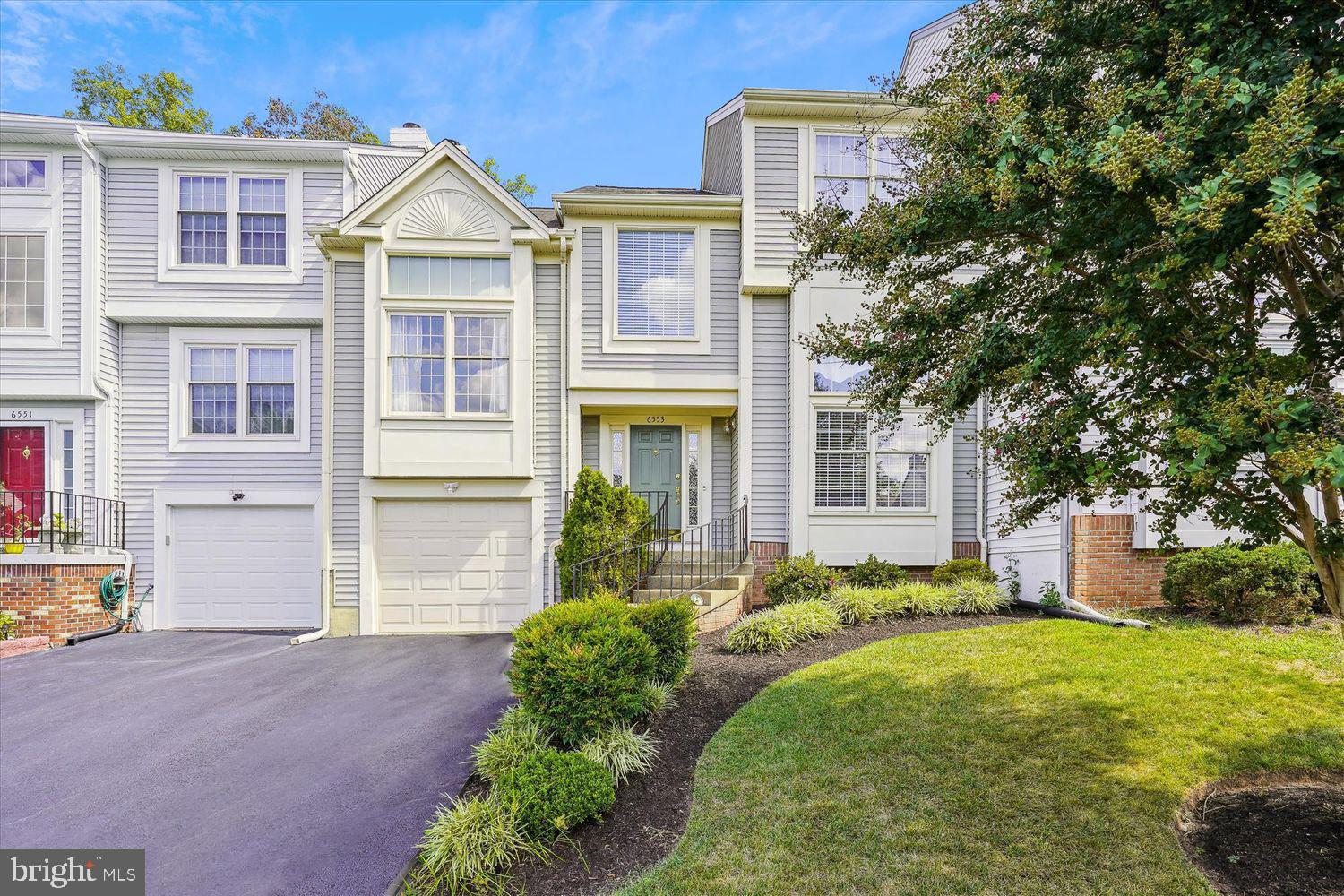 6553 PALISADES DRIVE