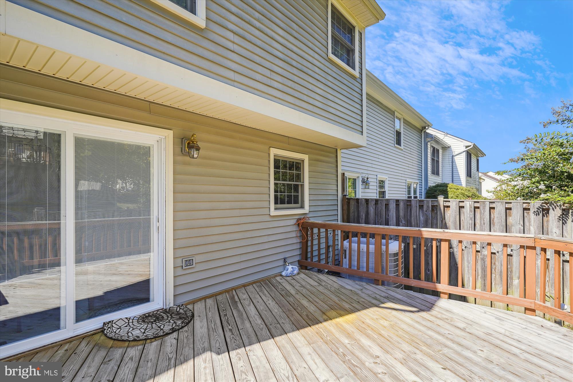 6553 PALISADES DRIVE