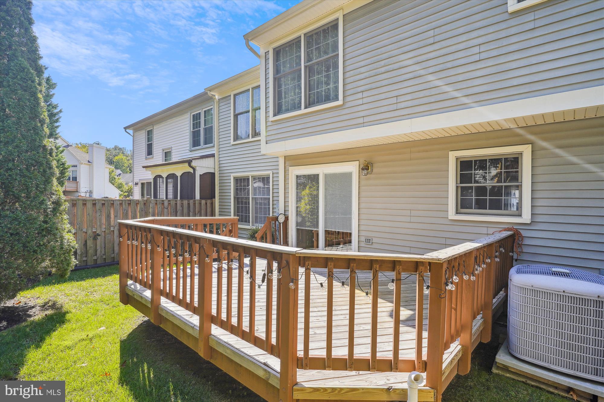 6553 PALISADES DRIVE