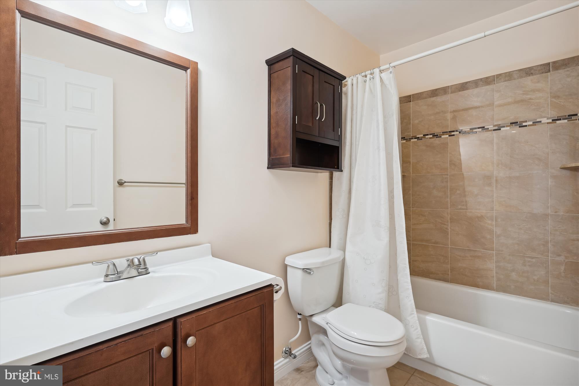 6553 PALISADES DRIVE