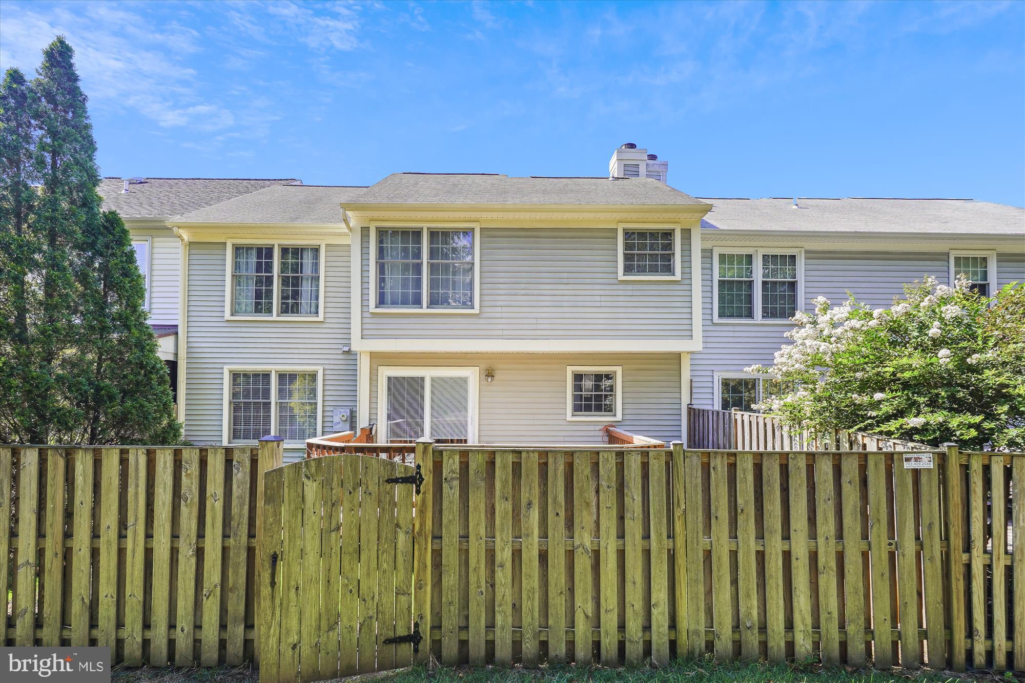 6553 PALISADES DRIVE