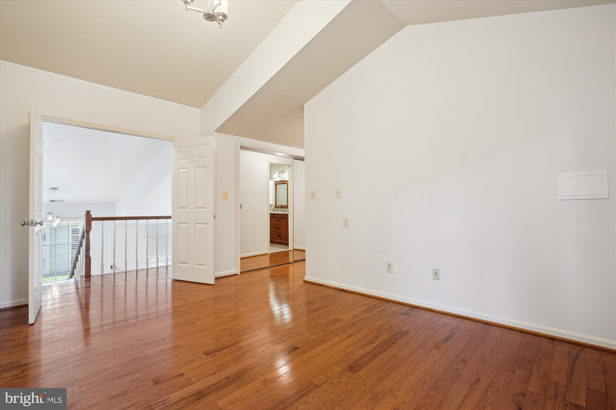 6553 PALISADES DRIVE