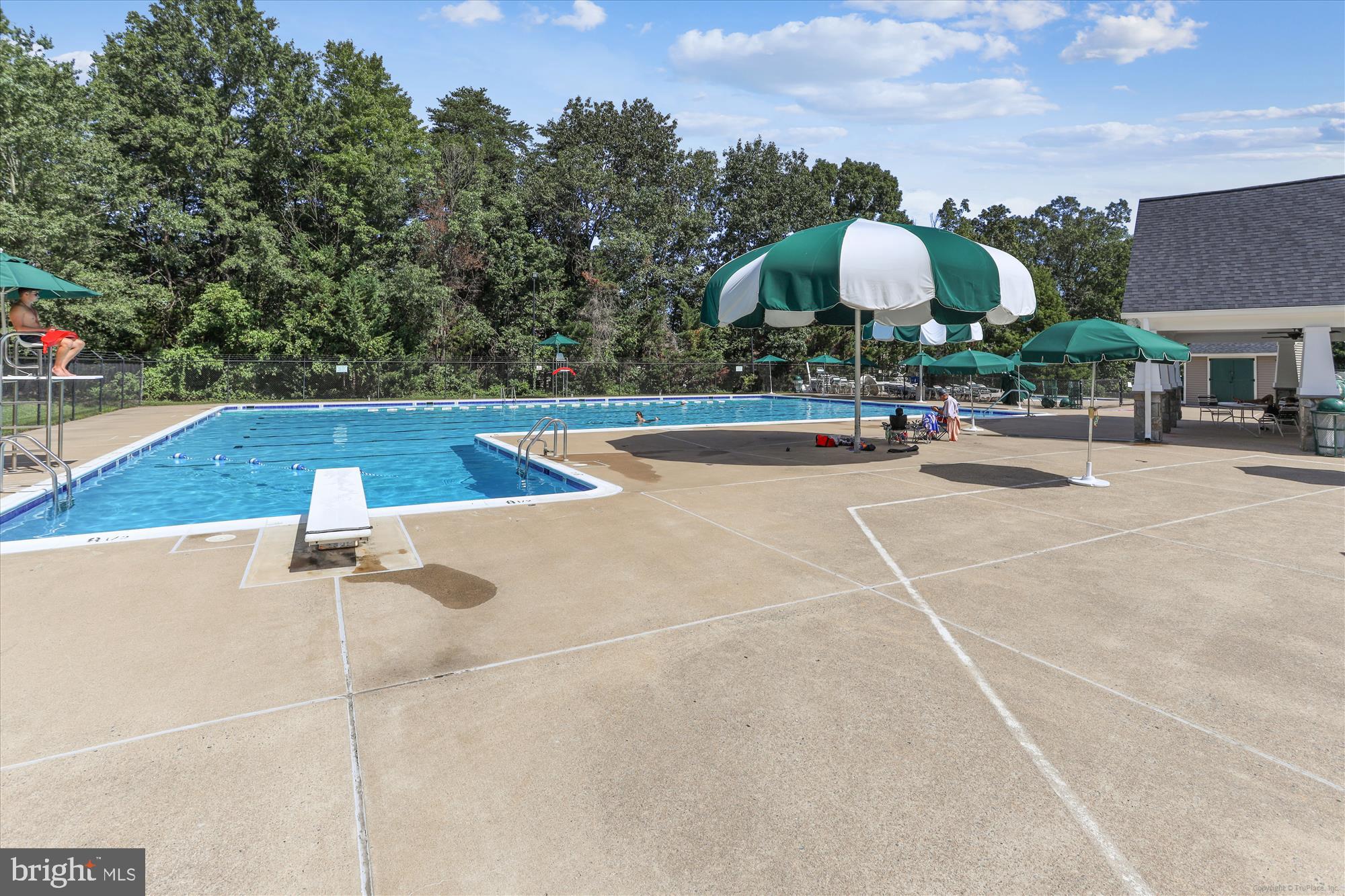 6553 PALISADES DRIVE