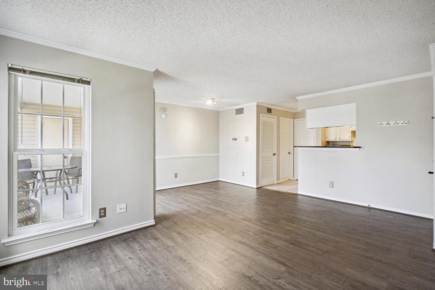 1536 Lincoln WAY Unit: 203