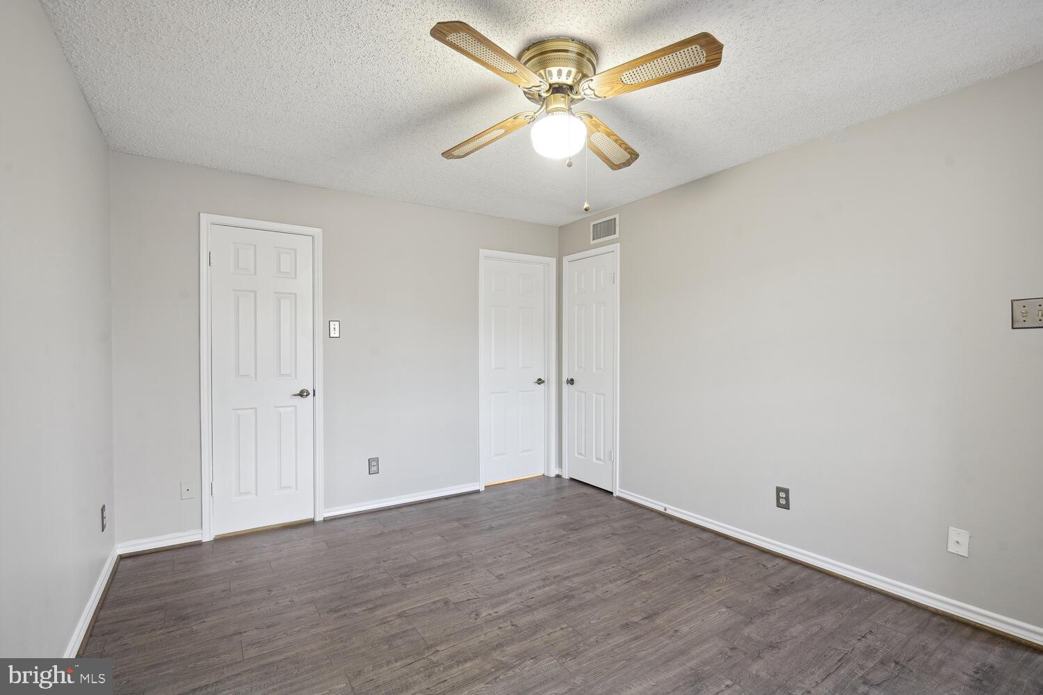 1536 Lincoln WAY Unit: 203