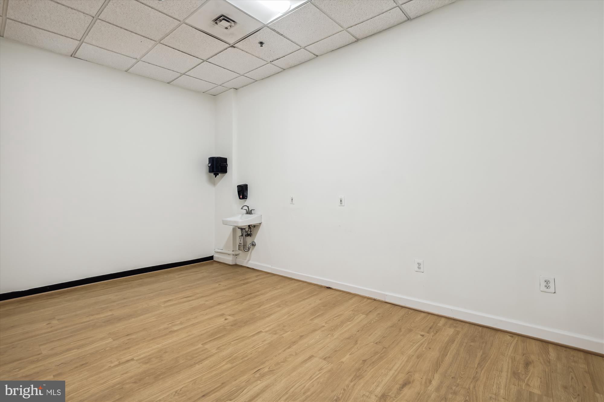 3850 Dulles South Court Unit: C