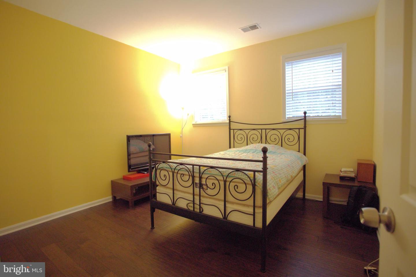 10429 CARRIAGEPARK CT