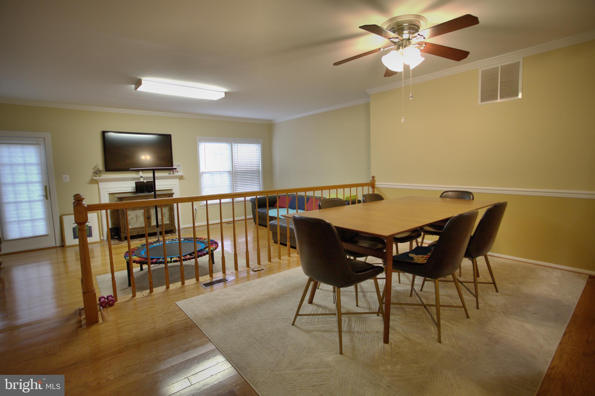 10429 CARRIAGEPARK CT