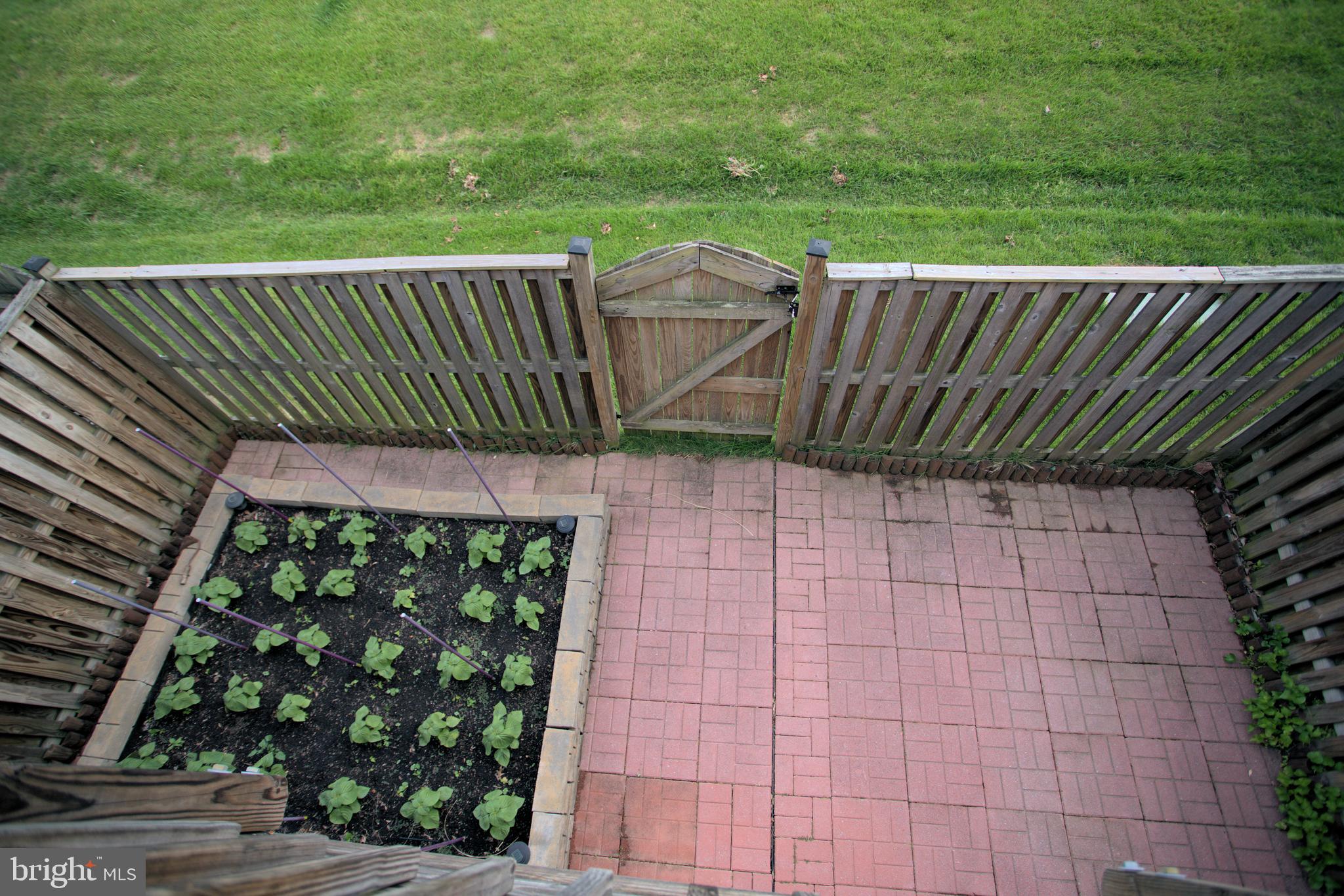 10429 CARRIAGEPARK CT