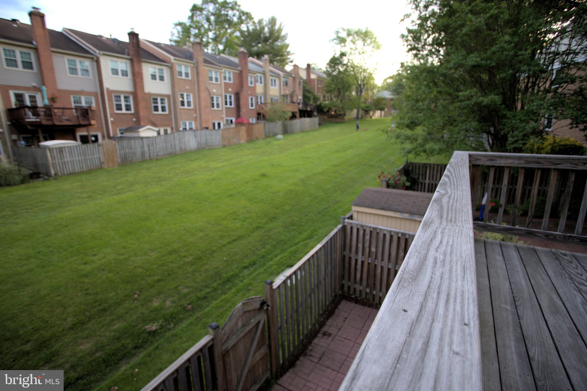 10429 CARRIAGEPARK CT