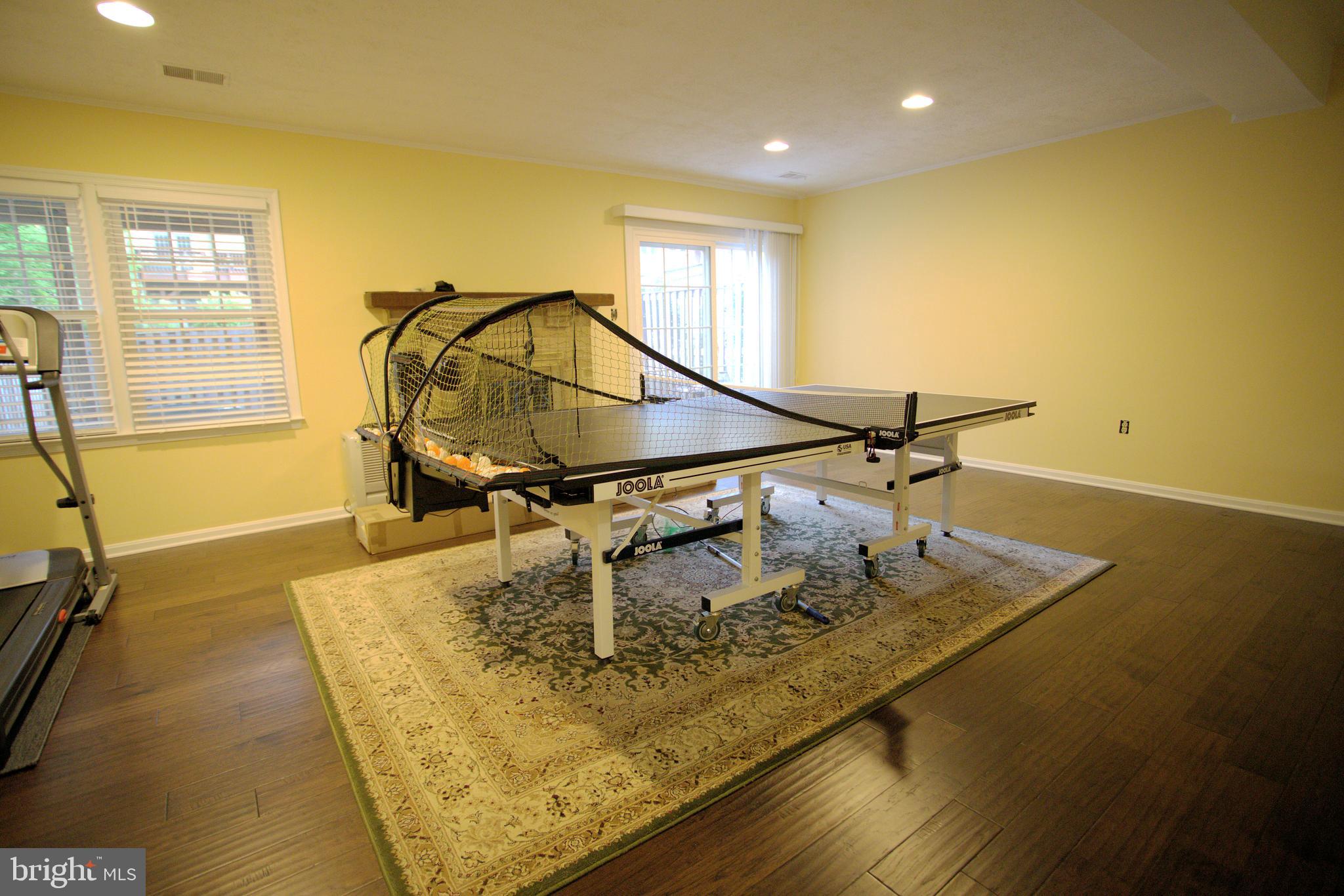 10429 CARRIAGEPARK CT