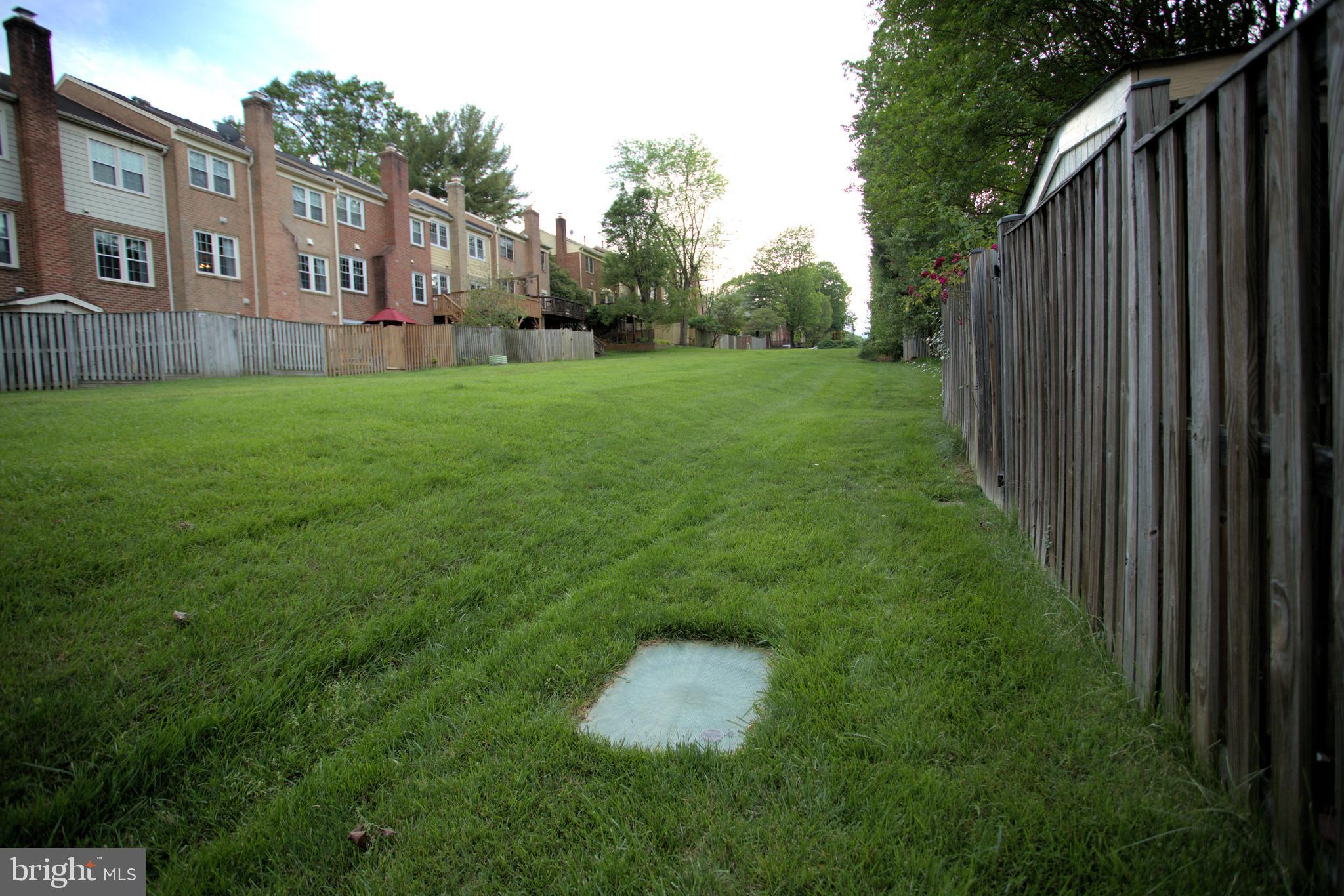 10429 CARRIAGEPARK CT