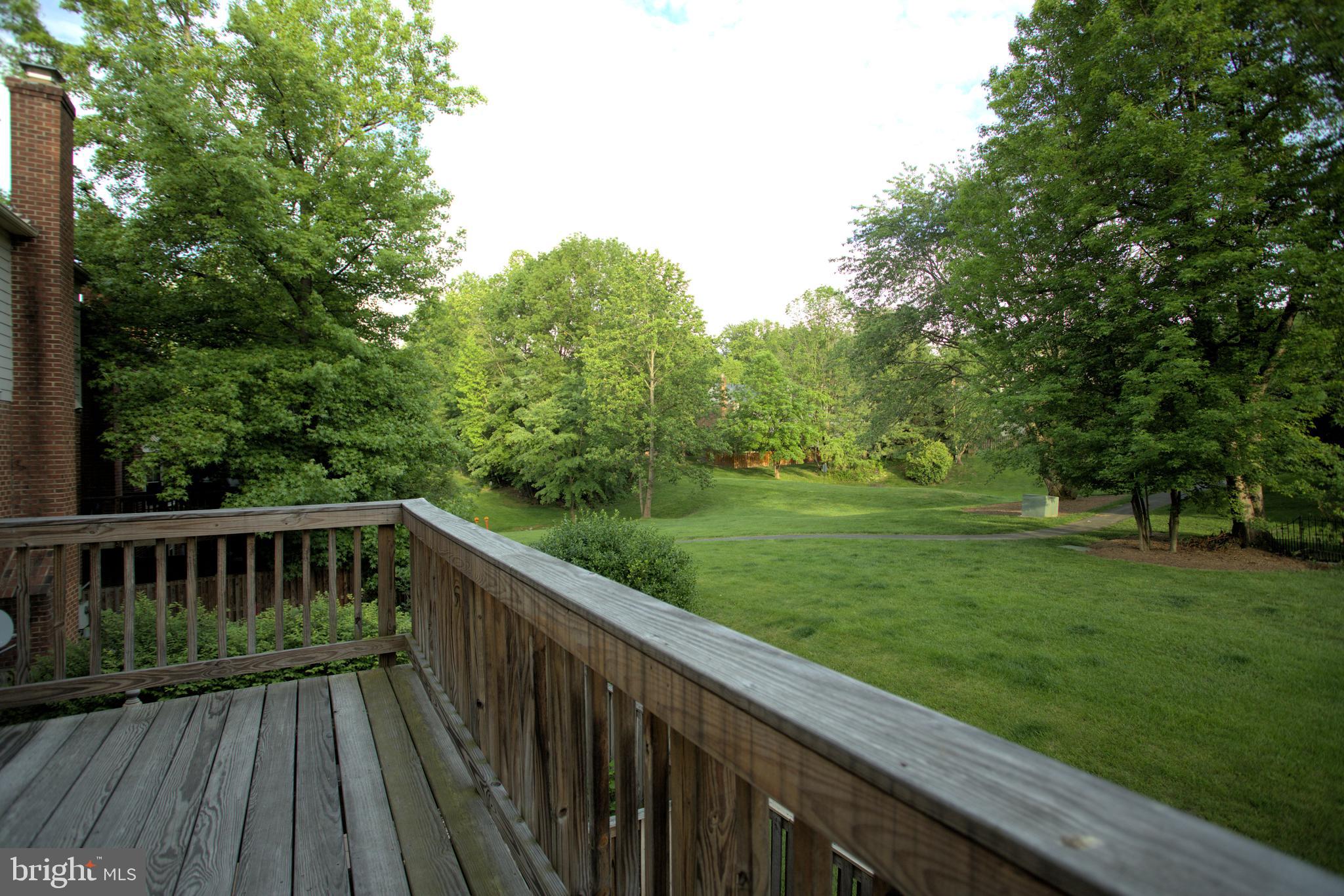 10429 CARRIAGEPARK CT