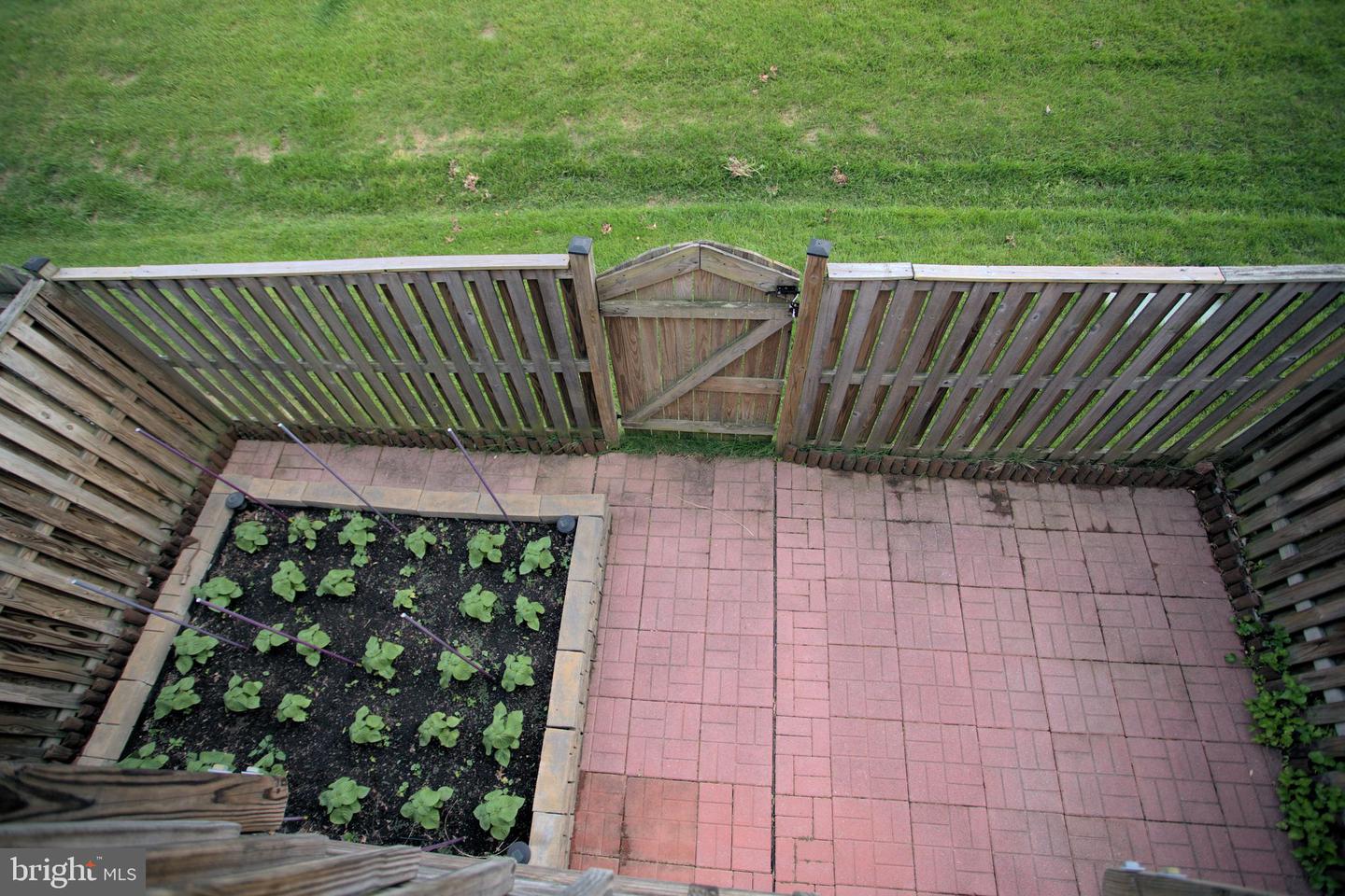 10429 CARRIAGEPARK CT