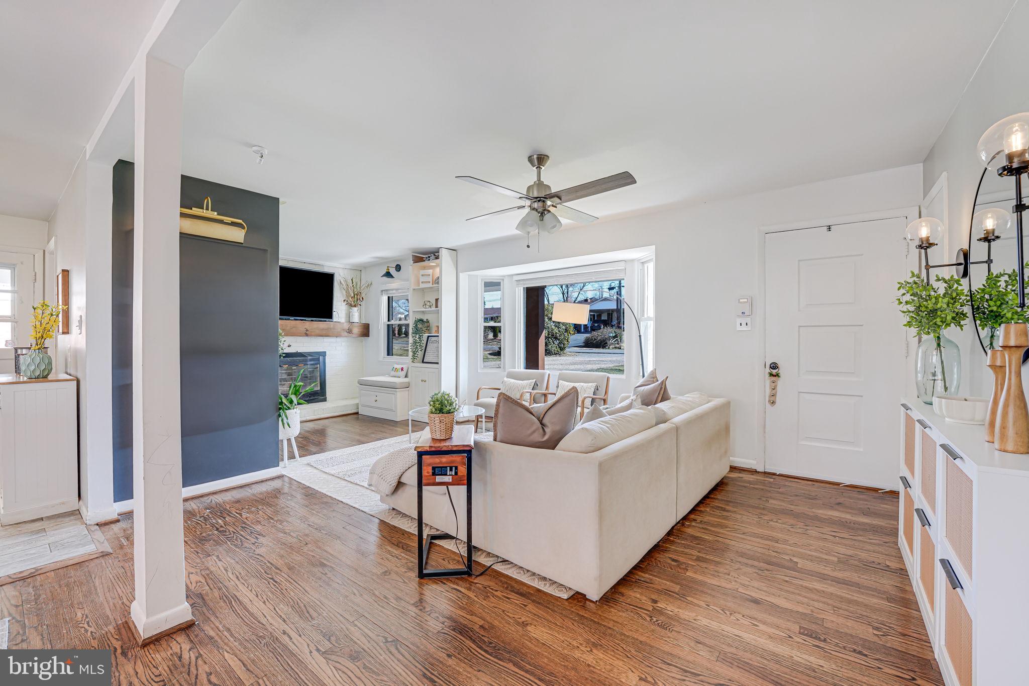 8008 James Russell Rd