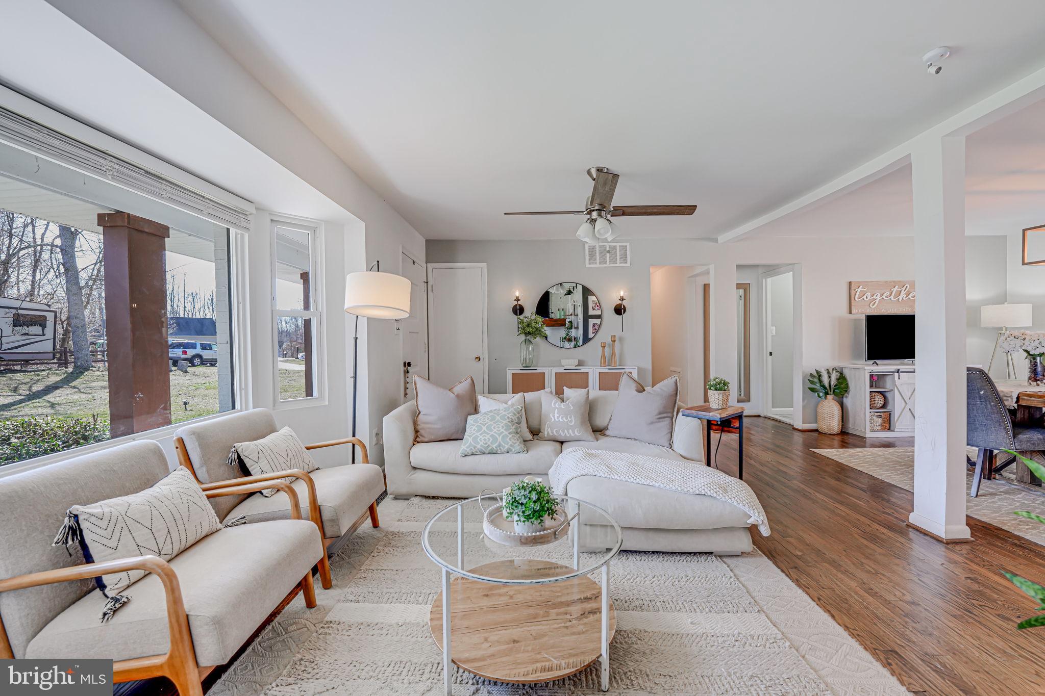 8008 James Russell Rd