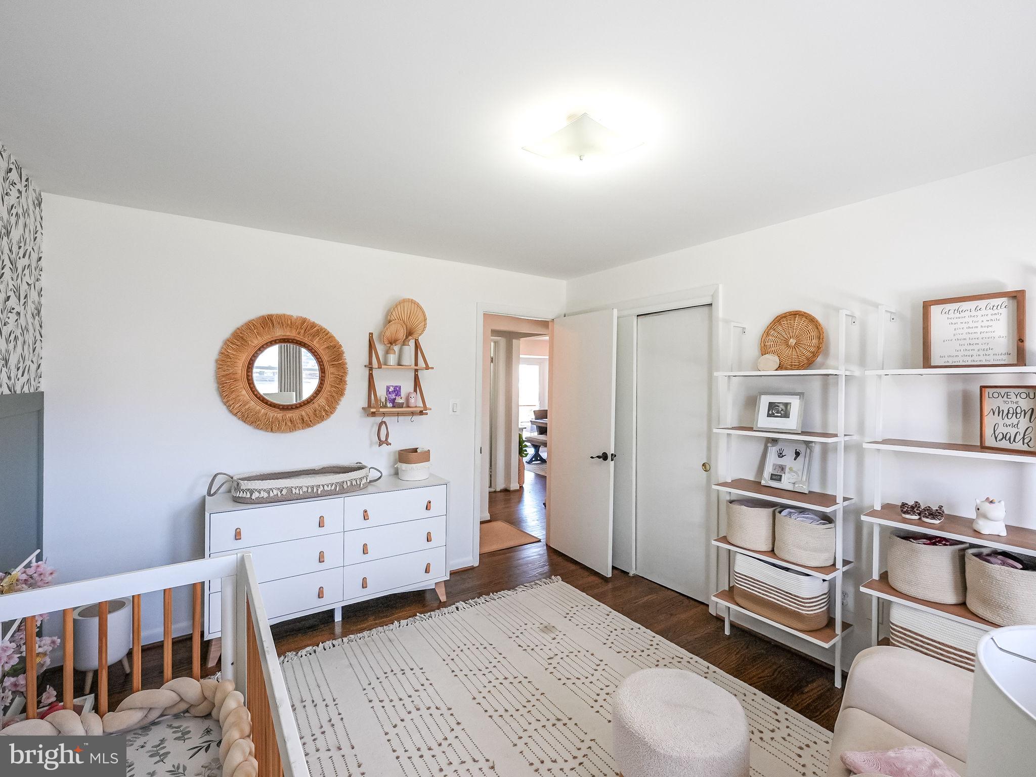 8008 James Russell Rd