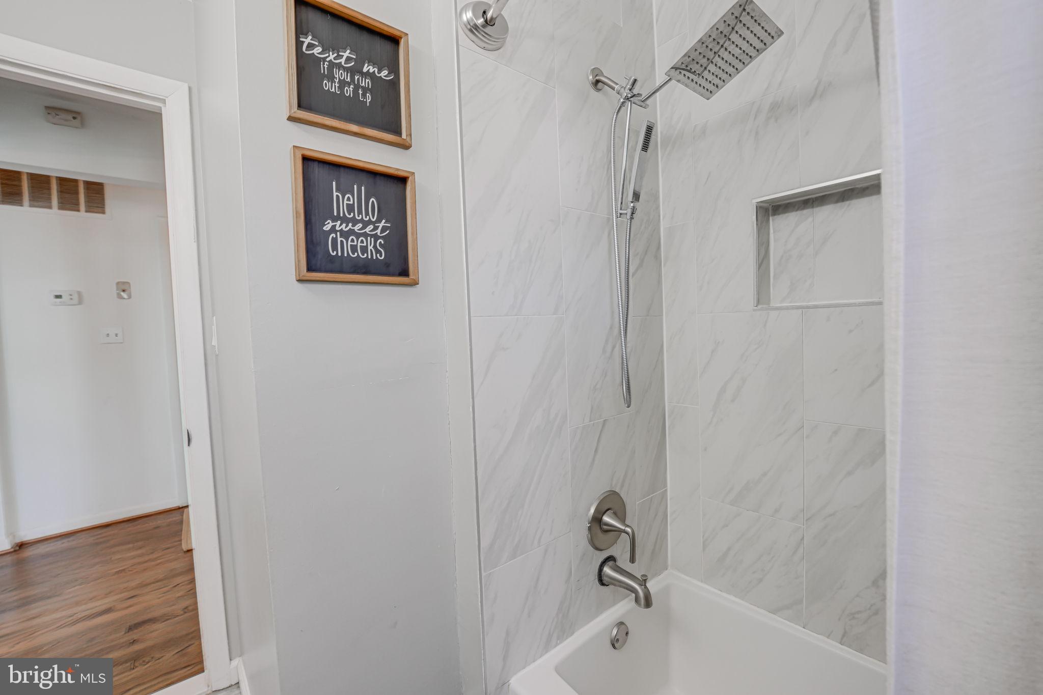 8008 James Russell Rd