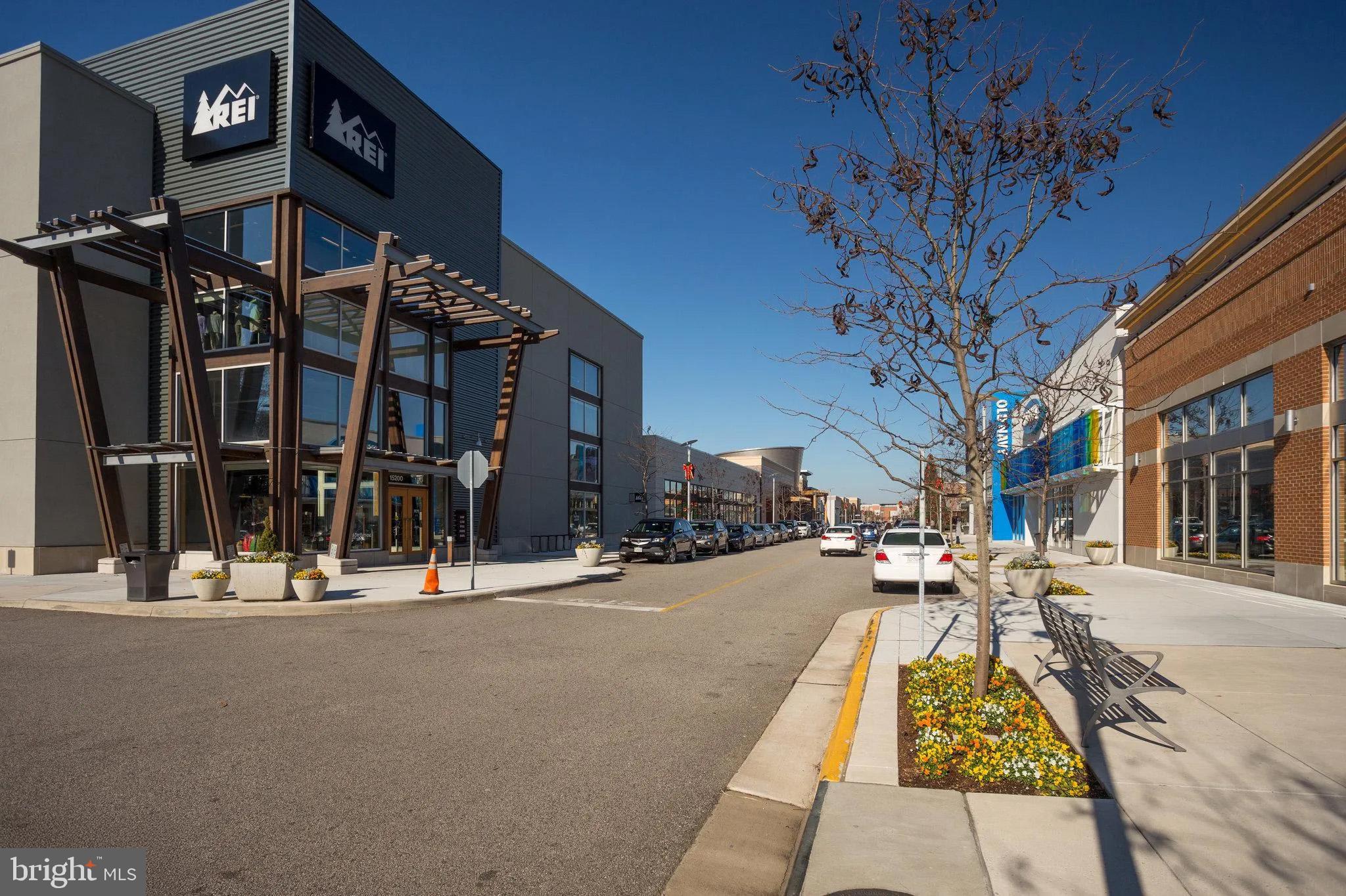 14720 Potomac Branch Dr