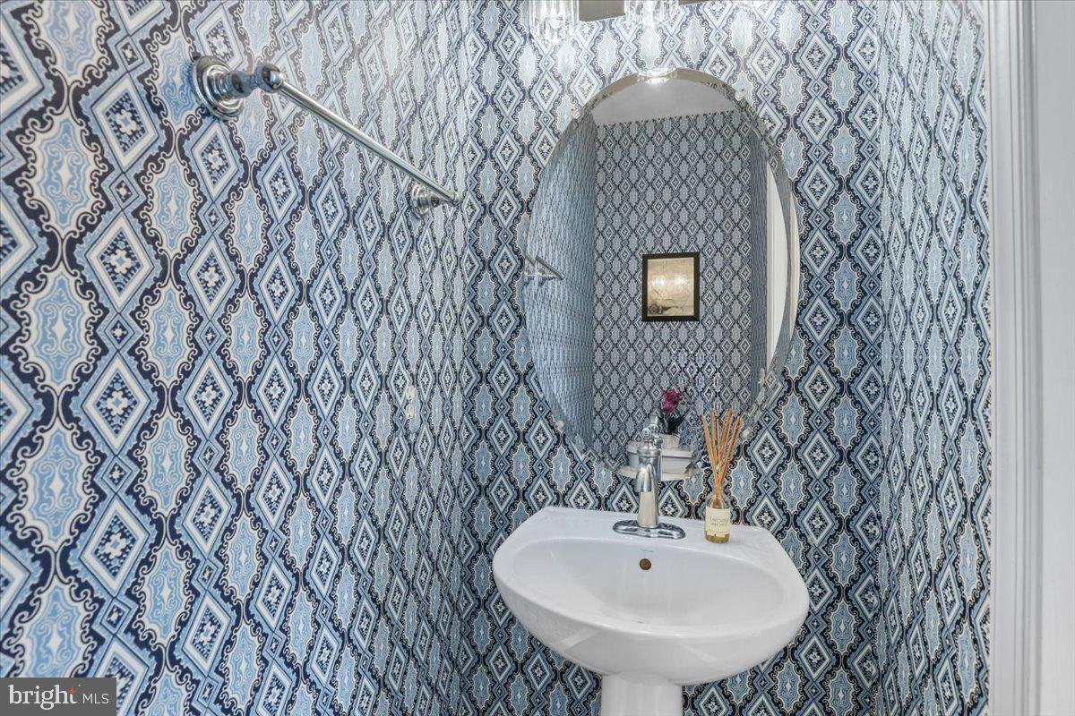 14720 Potomac Branch Dr