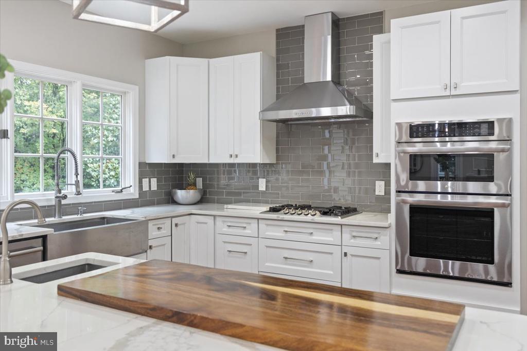 13162 CUYAHOGA COURT