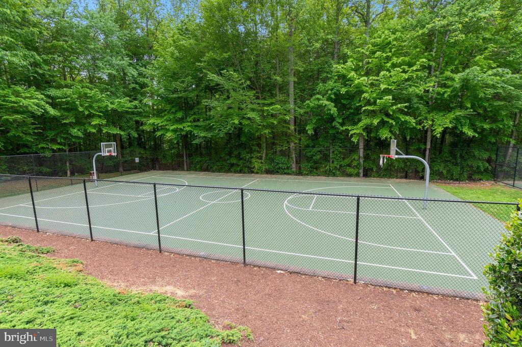 13162 CUYAHOGA COURT