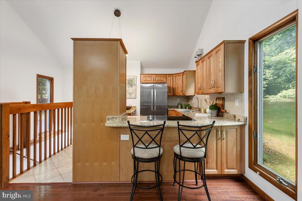 12212 WOODLARK COURT