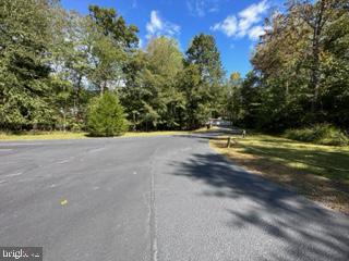 5301 Wyndemere CIRCLE