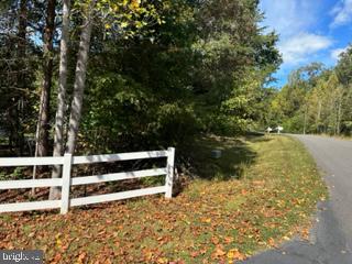 5301 Wyndemere CIRCLE