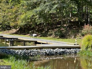 5301 Wyndemere CIRCLE