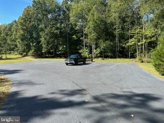 5301 Wyndemere CIRCLE