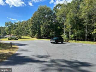 5301 Wyndemere CIRCLE