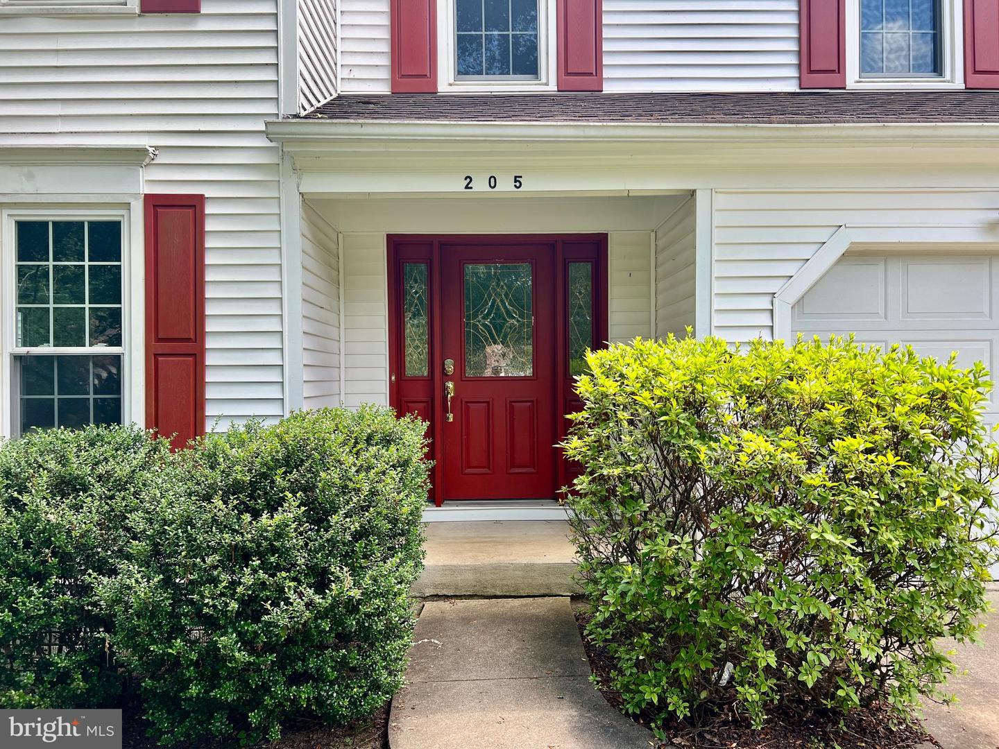 205 FATHOM COVE