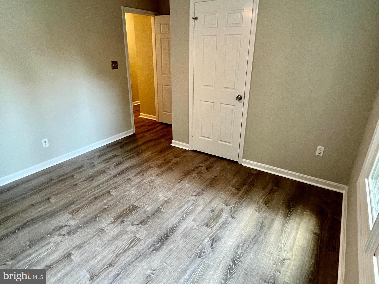 205 FATHOM COVE