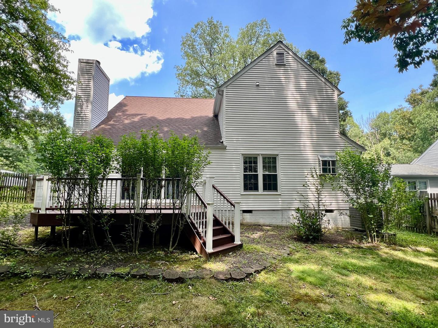 205 FATHOM COVE