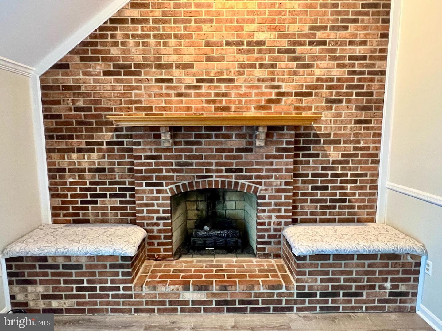 205 FATHOM COVE
