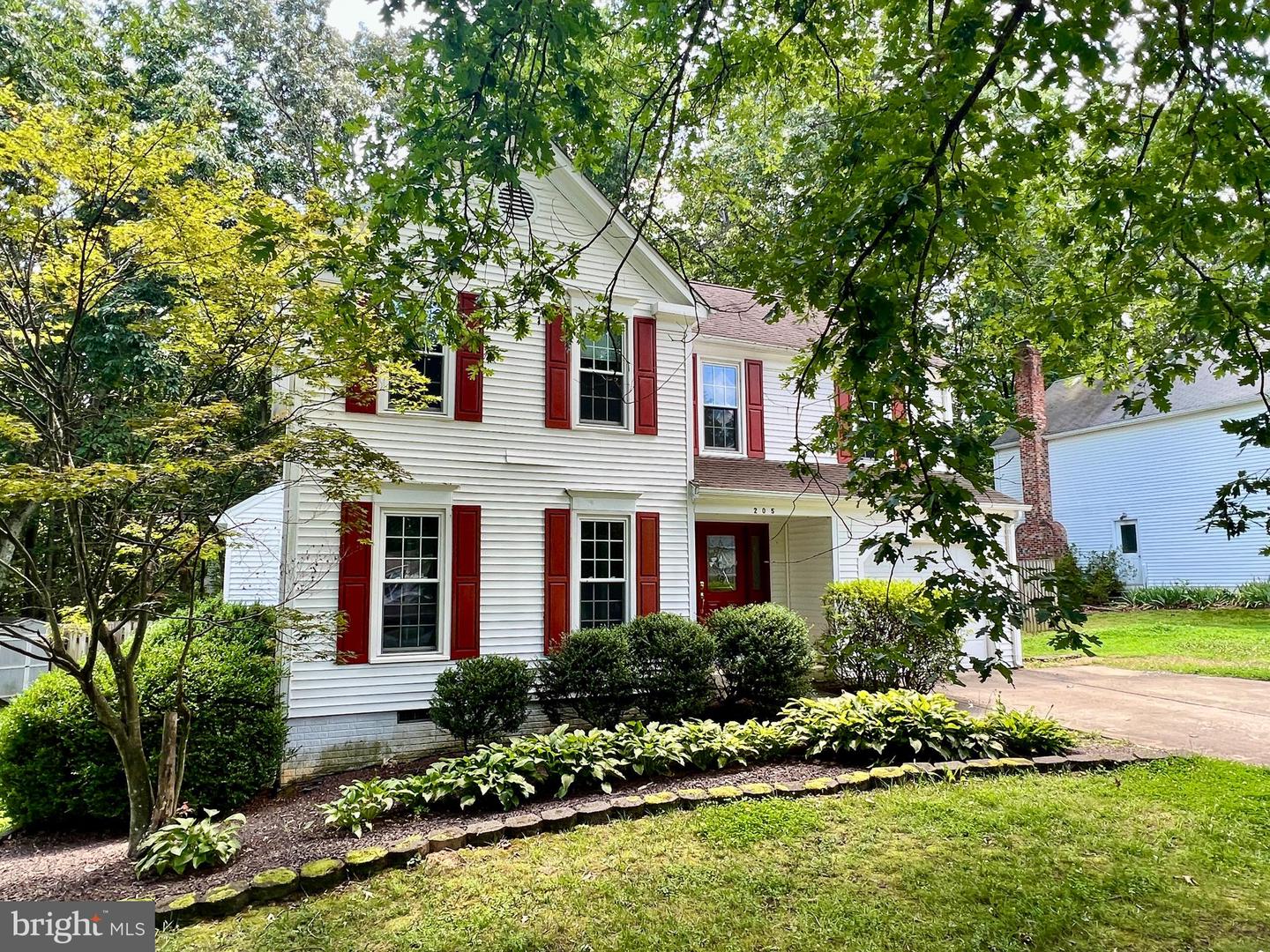205 FATHOM COVE