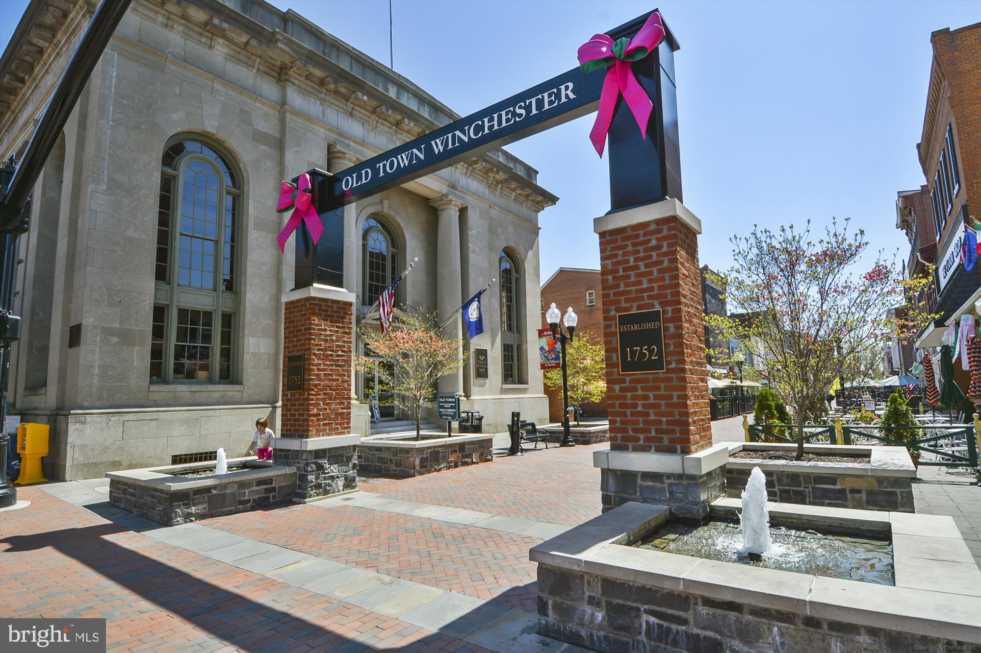 135 KENT STREET S Unit: 202