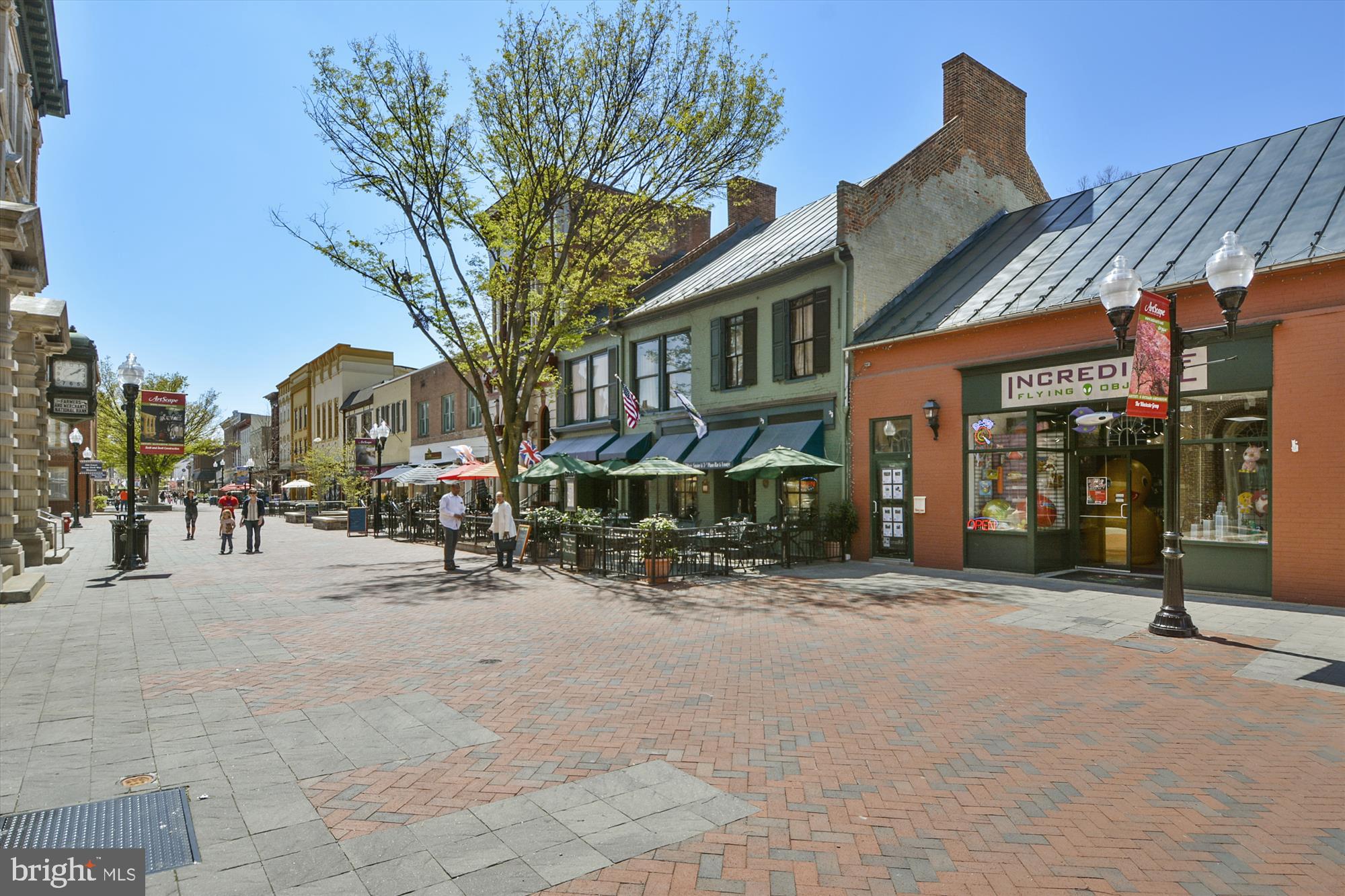 135 KENT STREET S Unit: 202