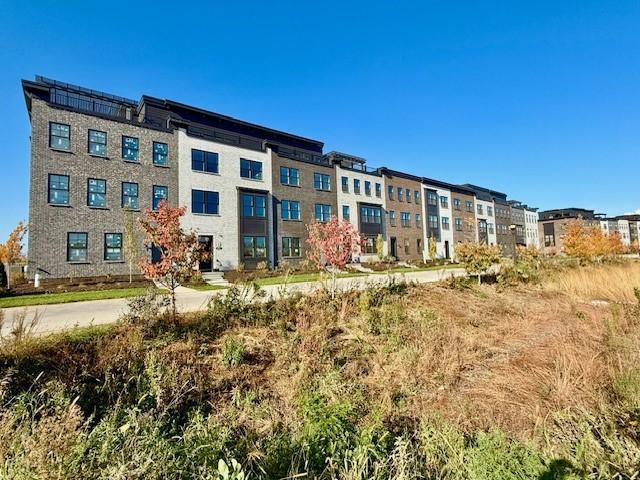 905 Falls Passage W Unit: H