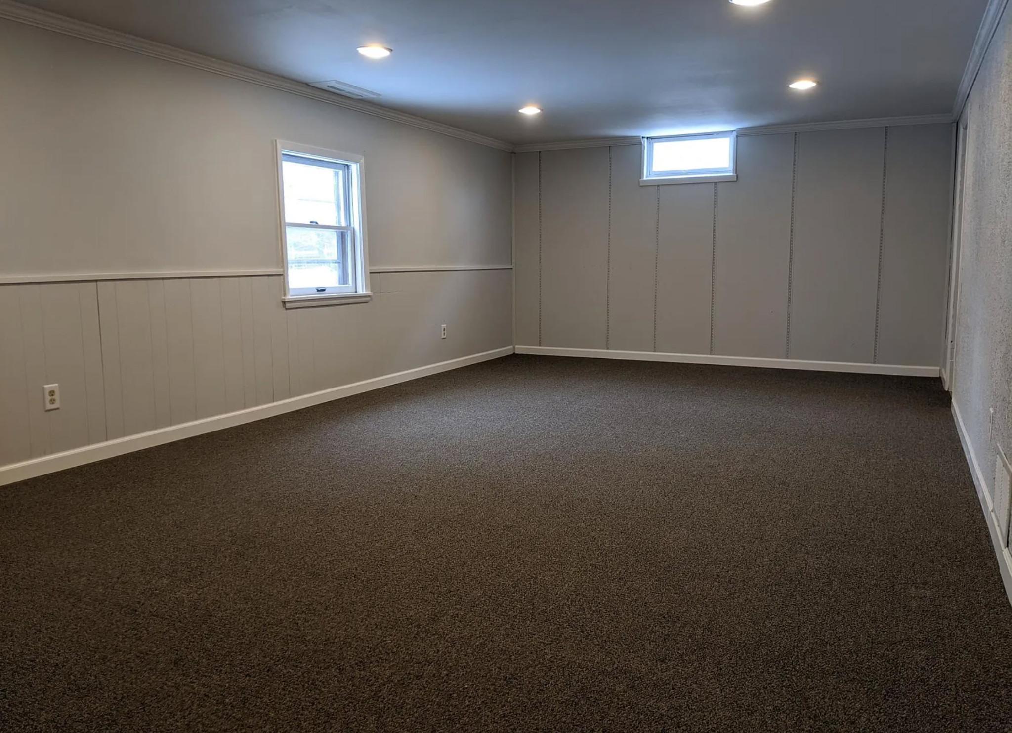 2012 Hoffman Road