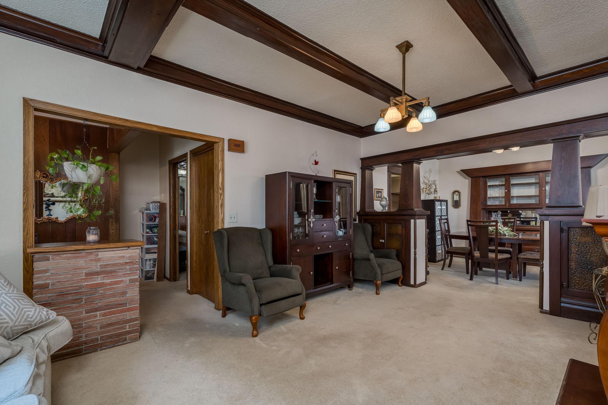 217 3rd Street E