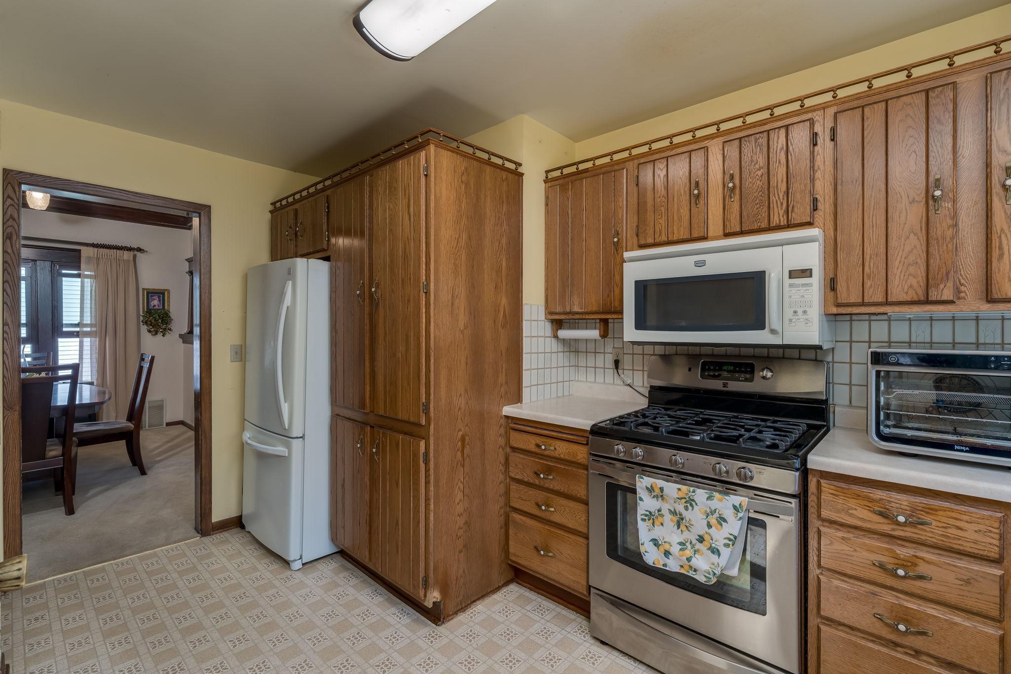 217 3rd Street E