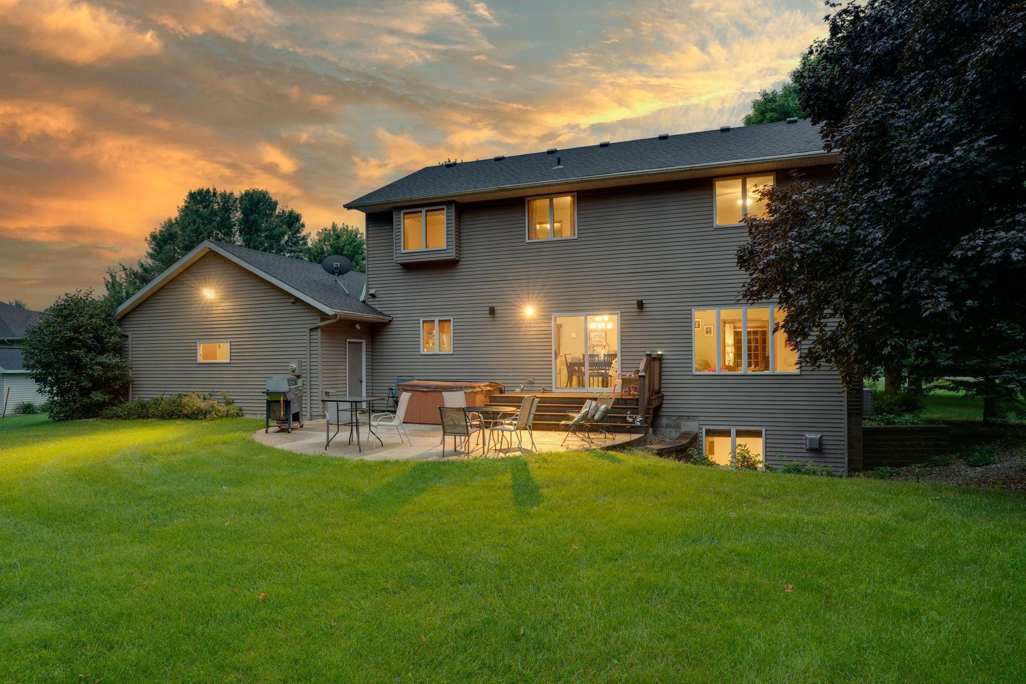 38124 Honeysuckle Lane