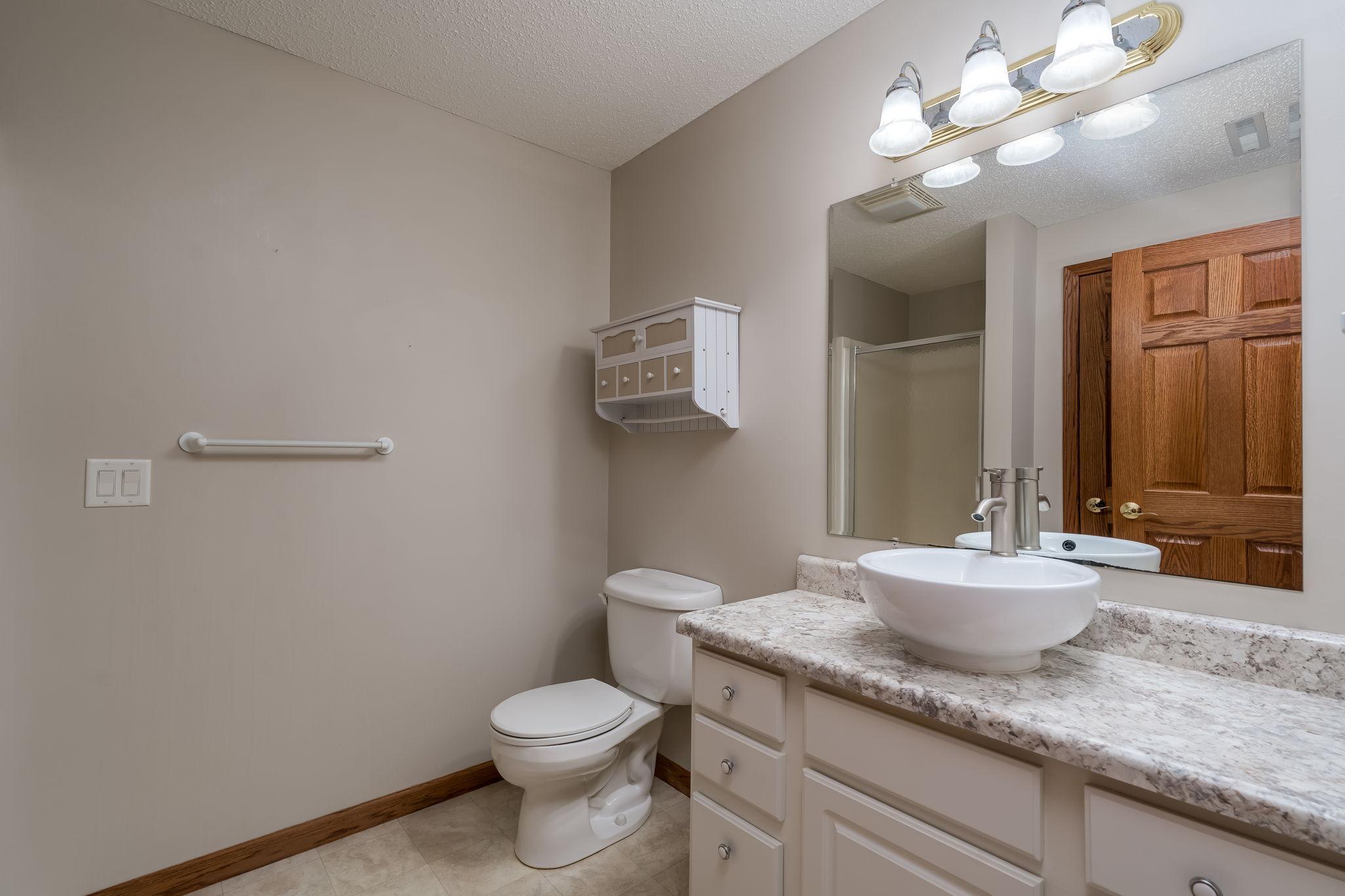 38124 Honeysuckle Lane