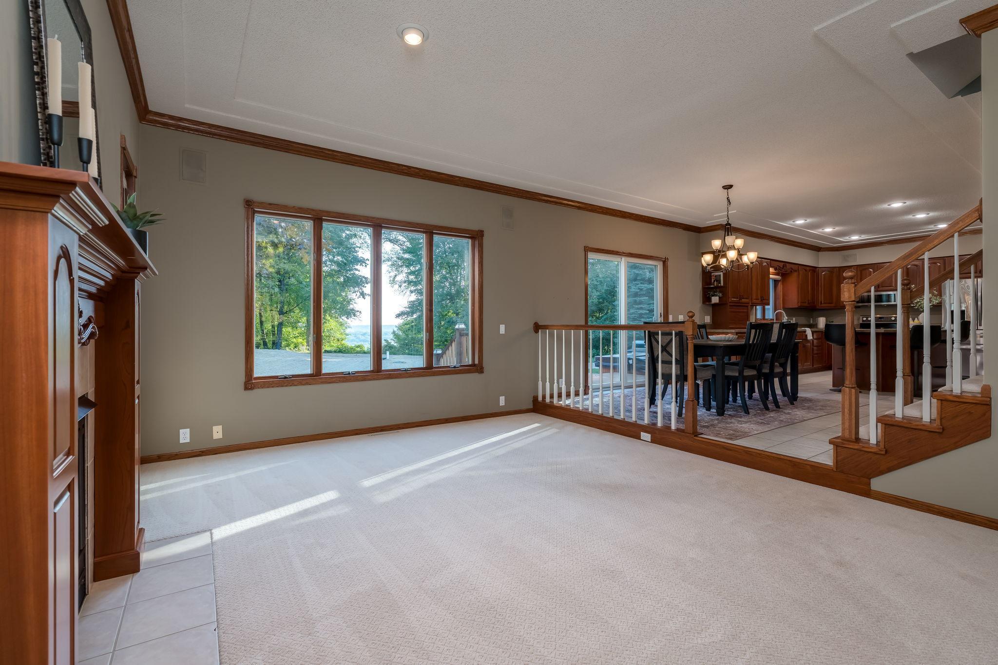 38124 Honeysuckle Lane