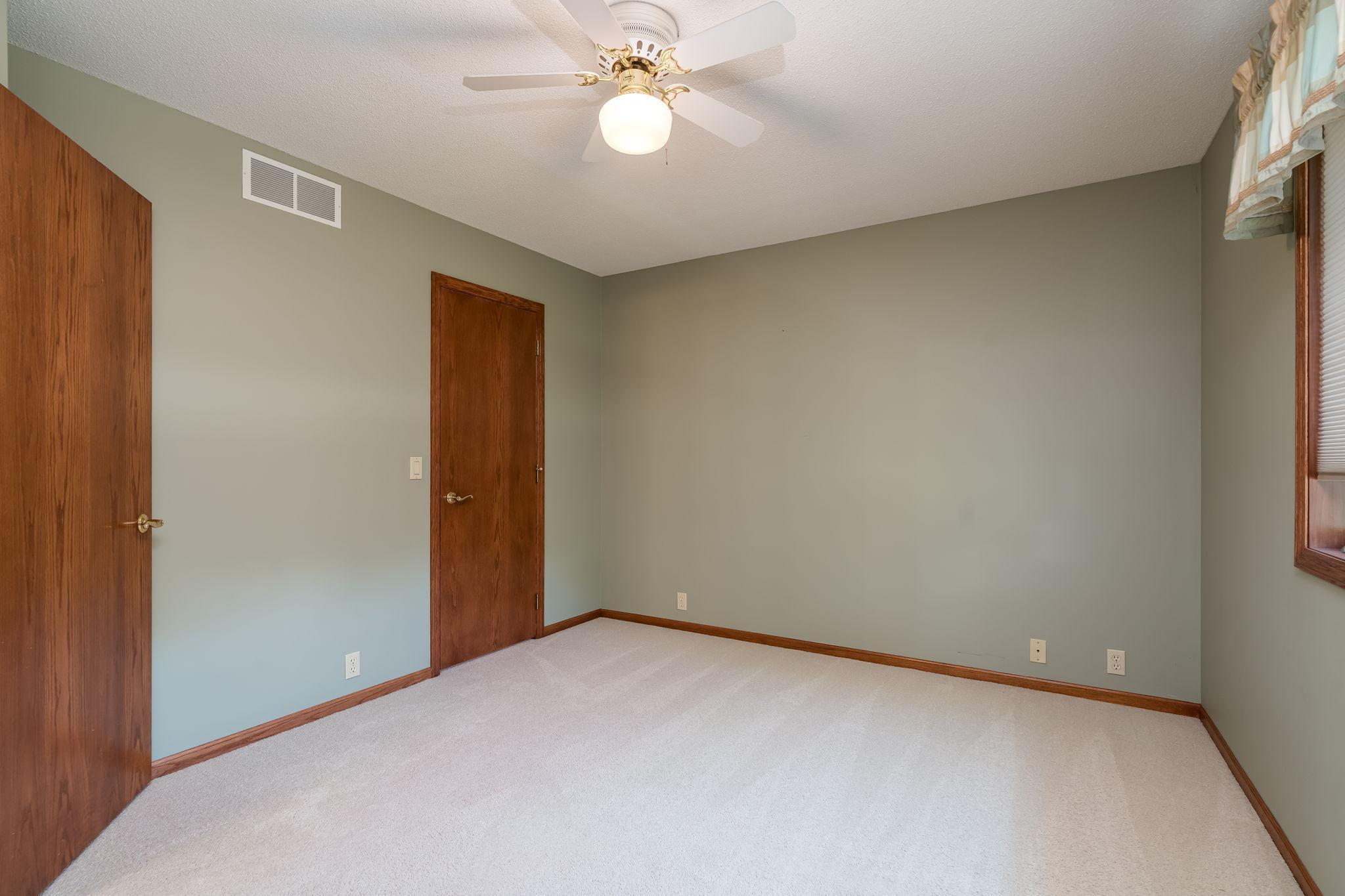 38124 Honeysuckle Lane