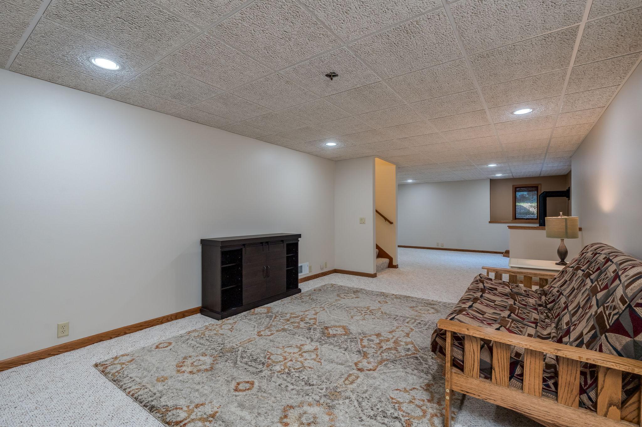 38124 Honeysuckle Lane