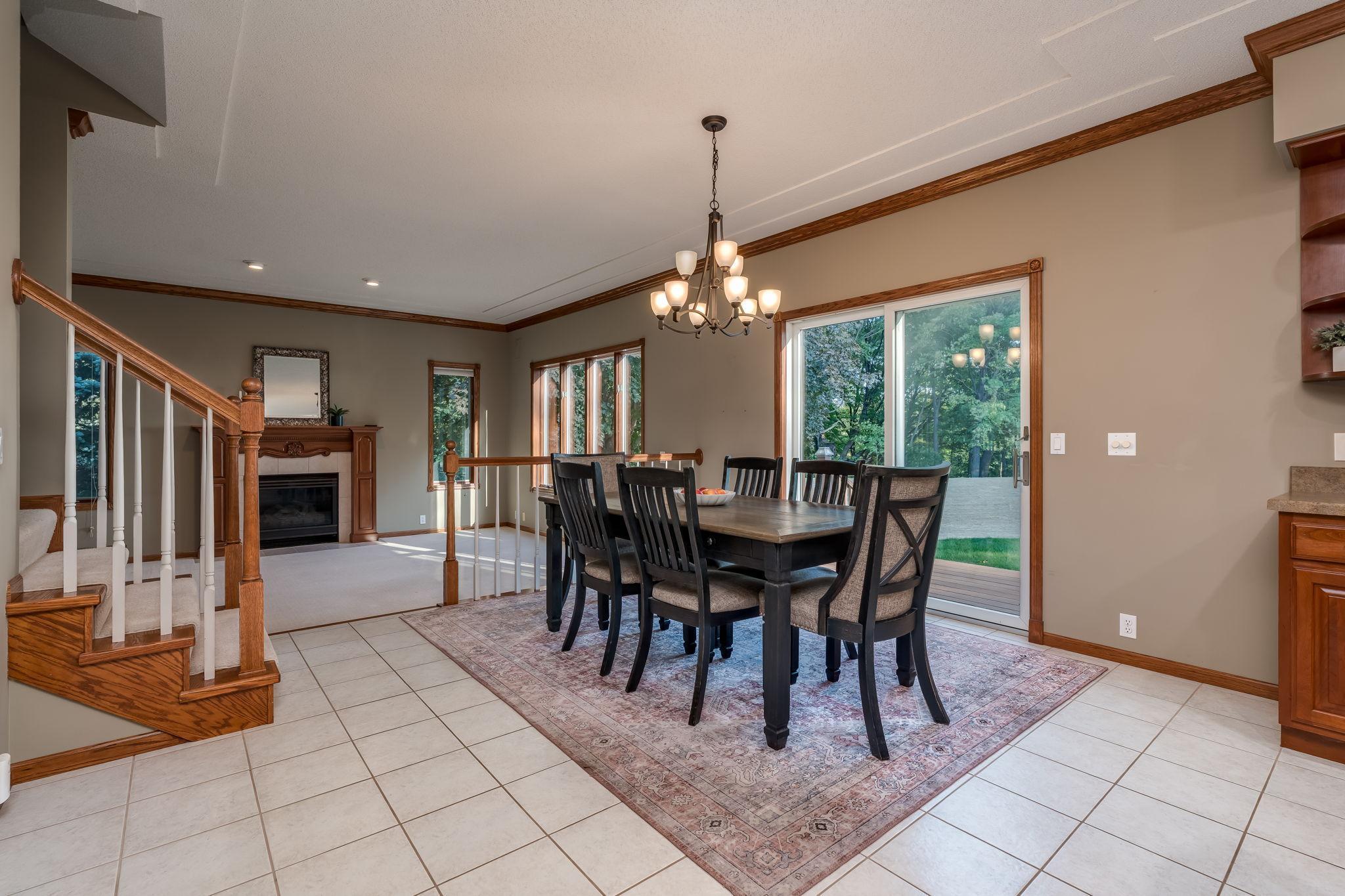 38124 Honeysuckle Lane